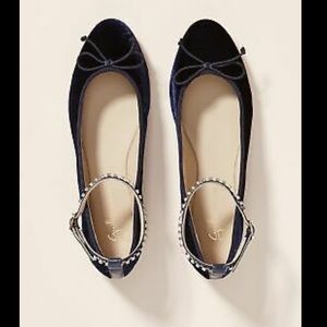 ANTHROPOLOGIE Guilhermina Navy Velvet Ballet Flats